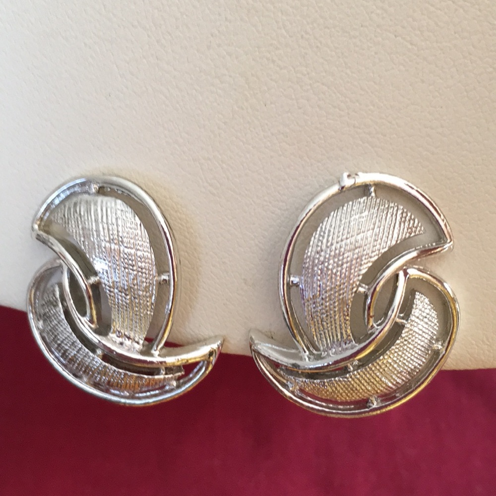 Vintage Coro Silver Designers Earrings